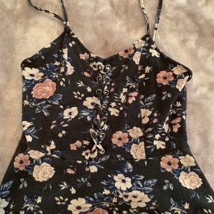 Cropped Laced Up Tank Top